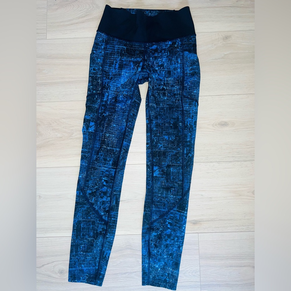 Lululemon Keep Your Form Tight 25" - City Lights Multi Black / Black - Size 2 - Picture 8 of 13